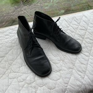 Easy Spirit black Leather Lace-Up Boots